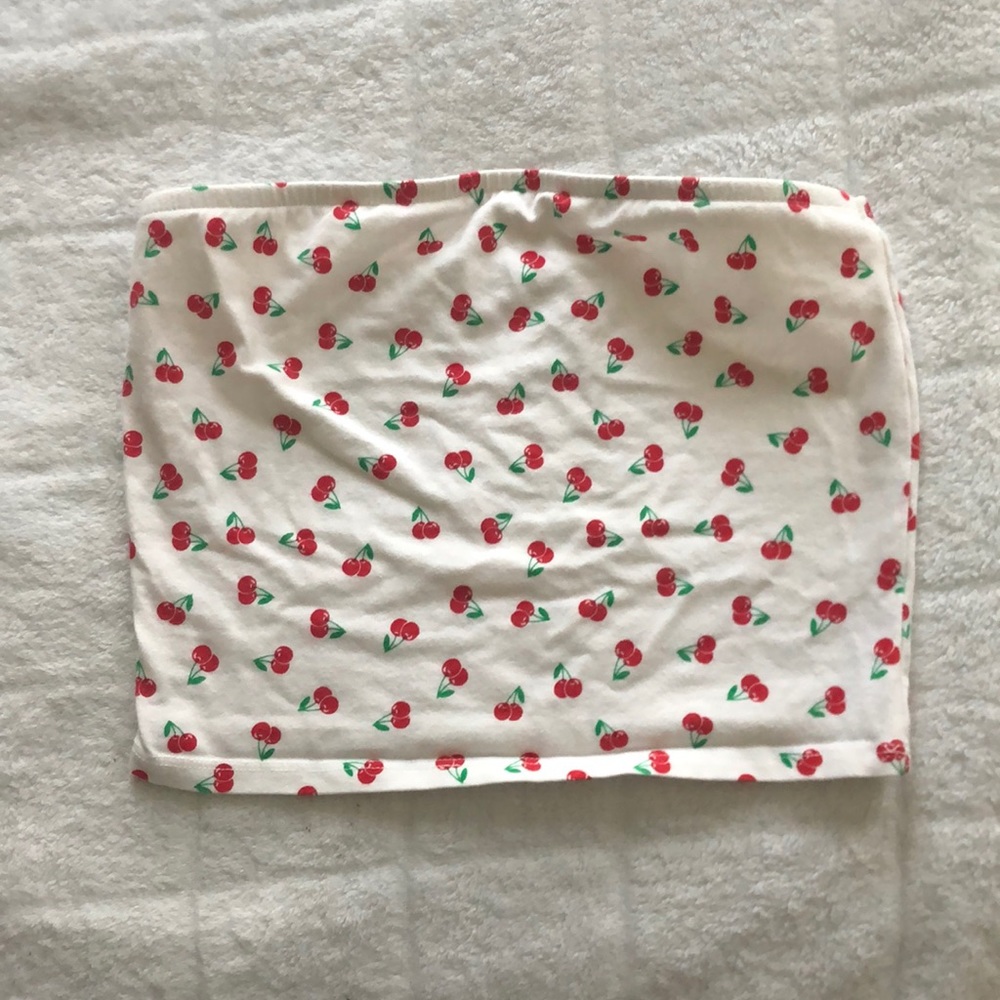 Cute 🍒 lolita cherry bomb tube top